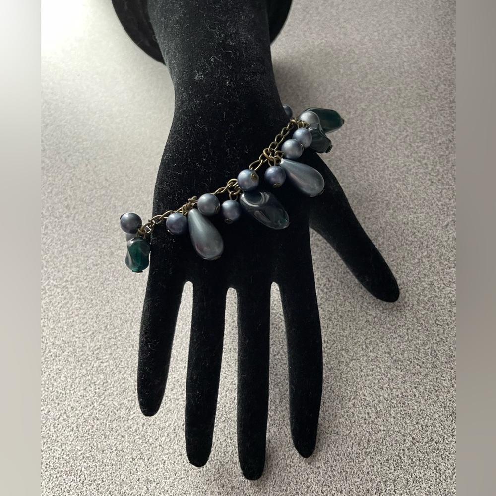 Blue Beaded Dangle Bracelet